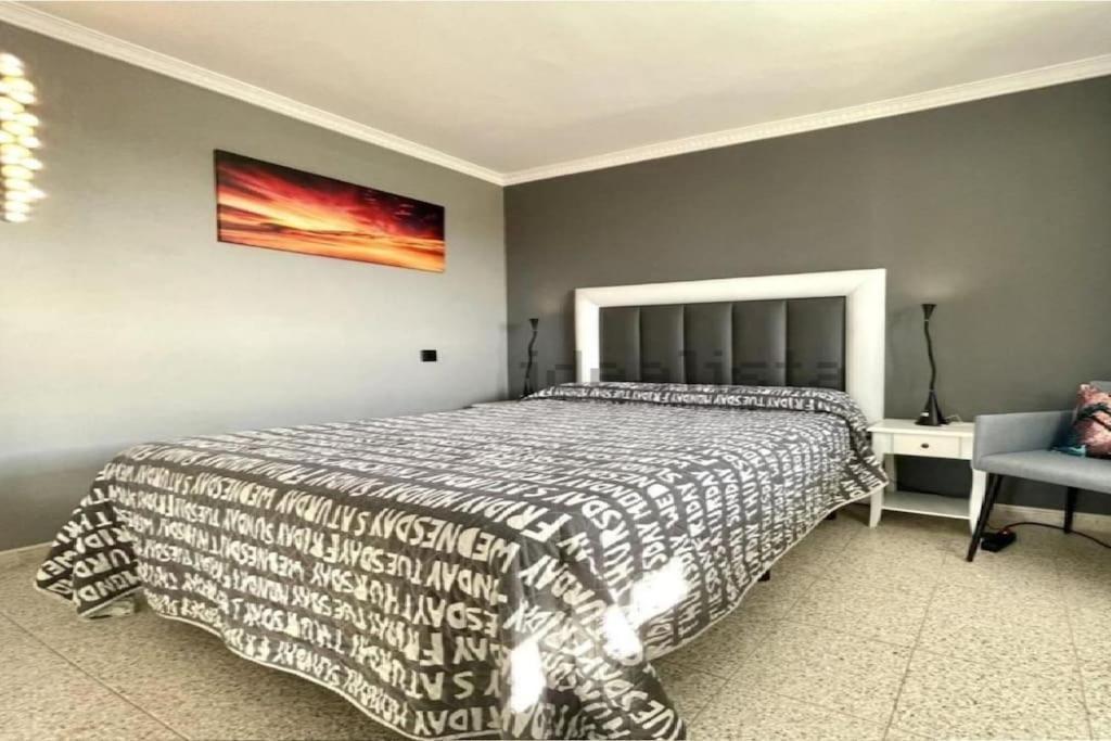 פלאייה דל אינגלז Traumhafte Wohnung Mit Panoramablick Und Pool מראה חיצוני תמונה